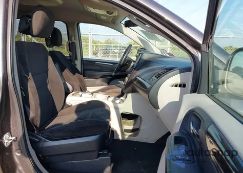 2016 Dodge Grand Caravan Sxt from USA, damaged, VIN 2C4RDGCG5GR323649